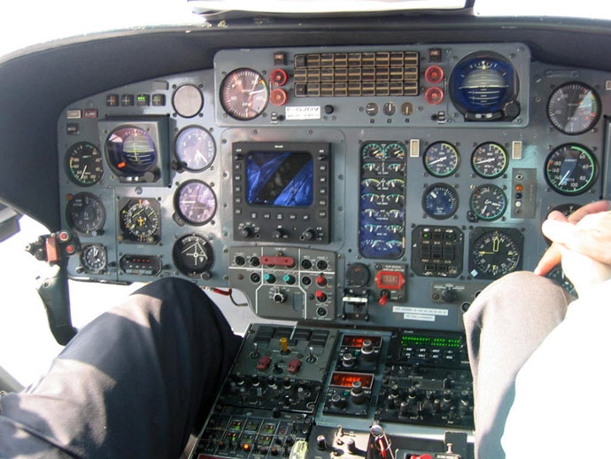 Cockpit "DAUPHIN"