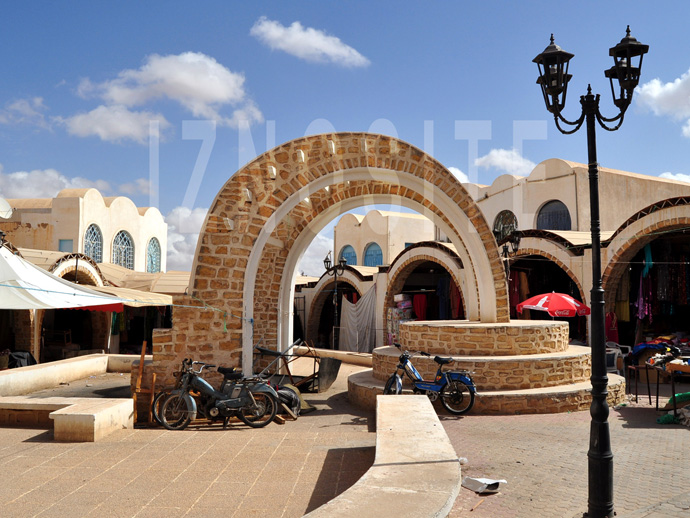  Souk " KADHAFI " - MEDENINE