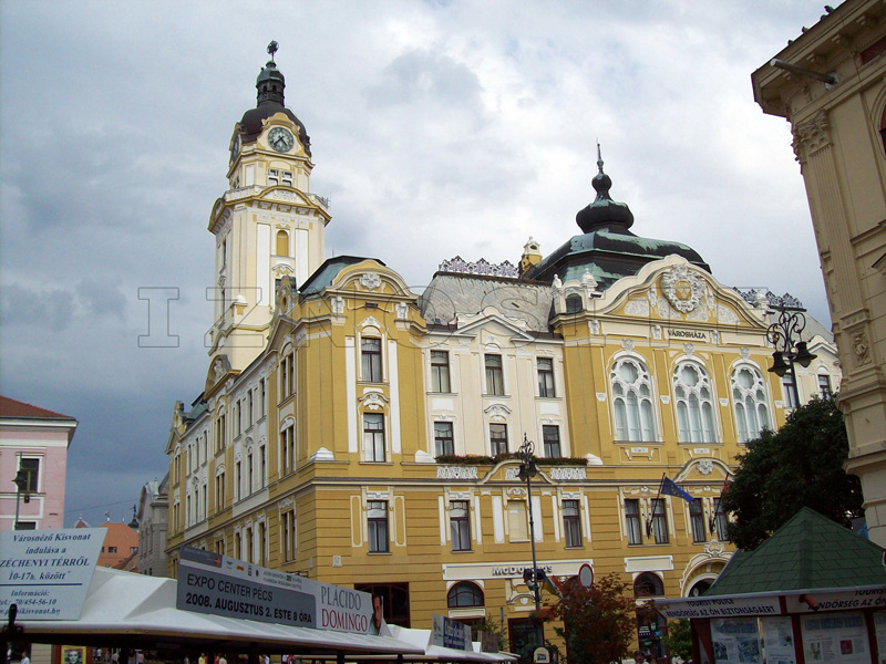 Vroshza - Htel de ville - PECS
