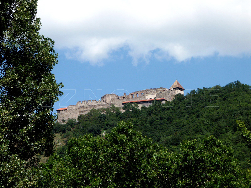 Ruines du chteau de VISEGRD - VISEGRD