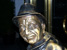 Portrait de l'homme aux pieds nus assis - Hotel Modr Růe - PRAGUE